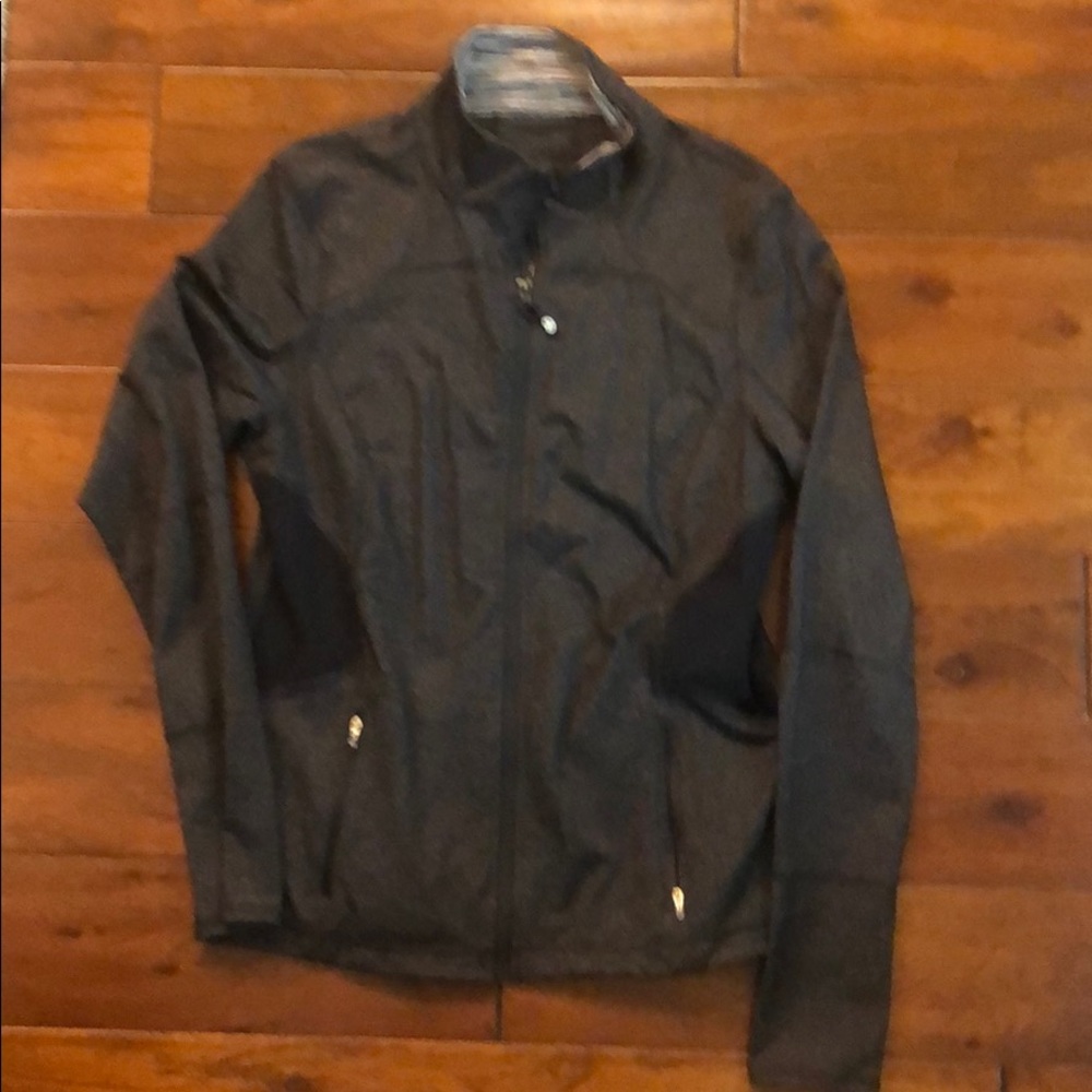 Signature fitted ladies jacket by Kirkland